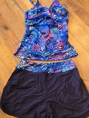 Tropical Print Tankini Top & Blue Swim Shorts - Blue/Pink